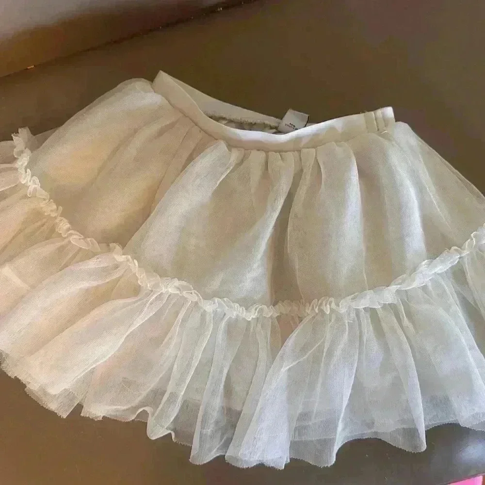 Old Navy Cream Tulle Skirt